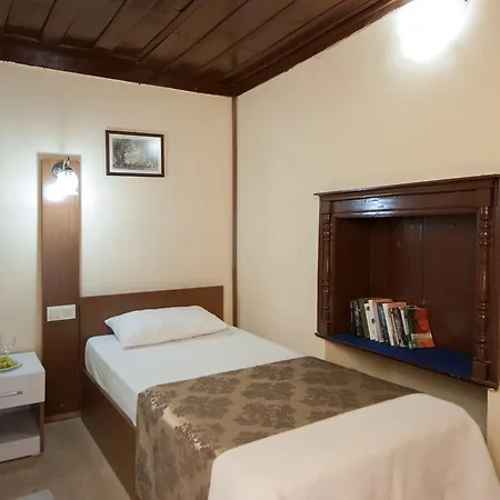 Kaleici Hotel 2*