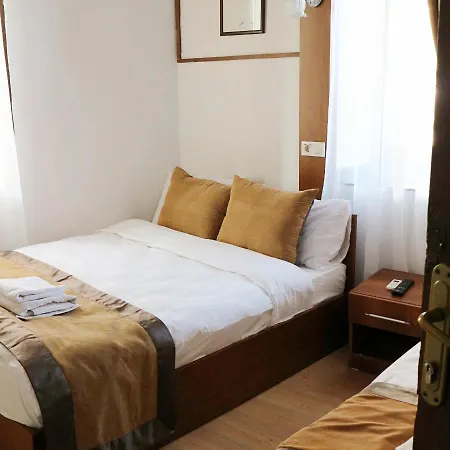 Otel Kaleiçi 3*