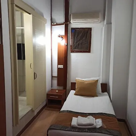 Kaleici Hotel 3*