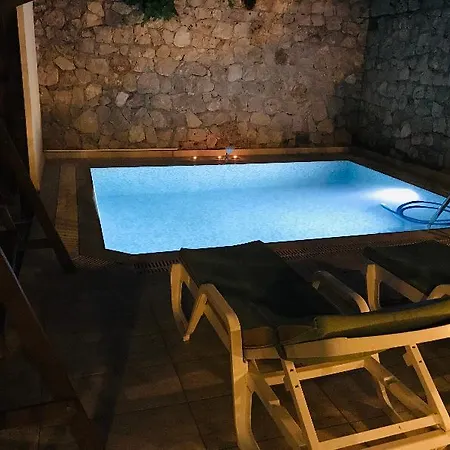 Konak Hotel Kaleici 2* Antalya