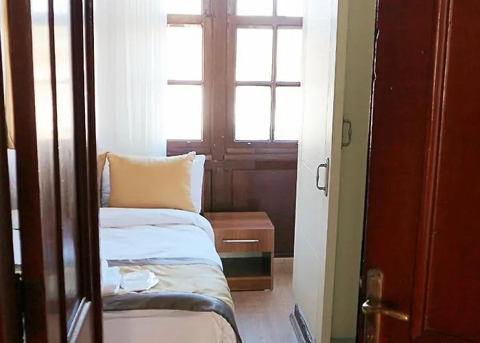 Konak Hotel Kaleici 3*